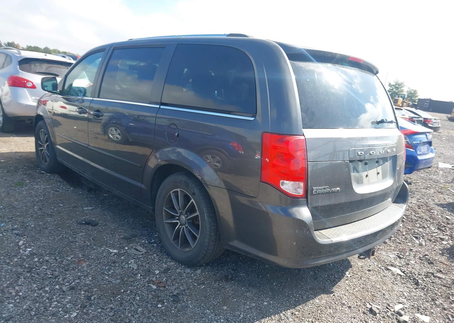 2016 DODGE GRAND CARAVAN SE
