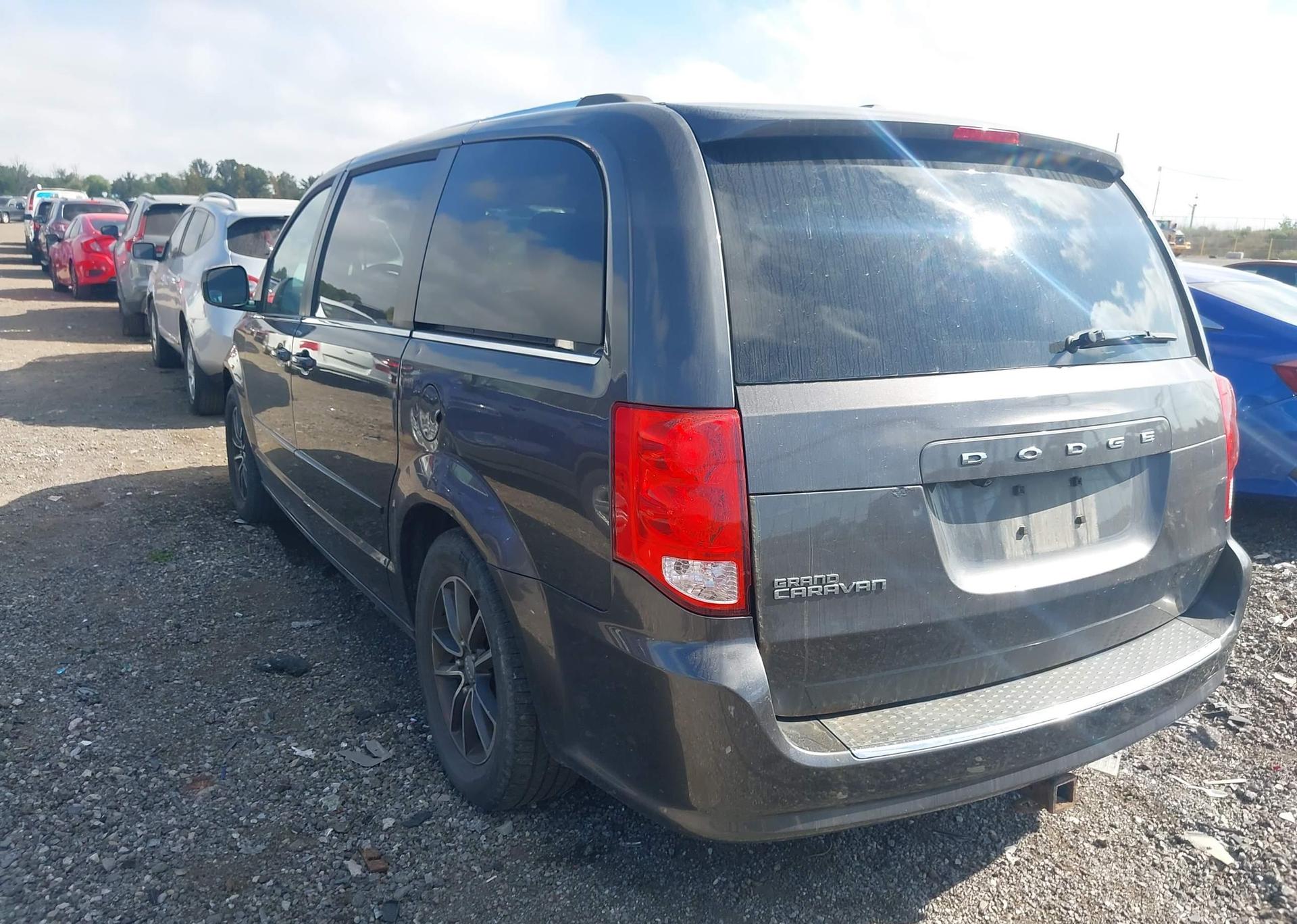 2016 DODGE GRAND CARAVAN SE