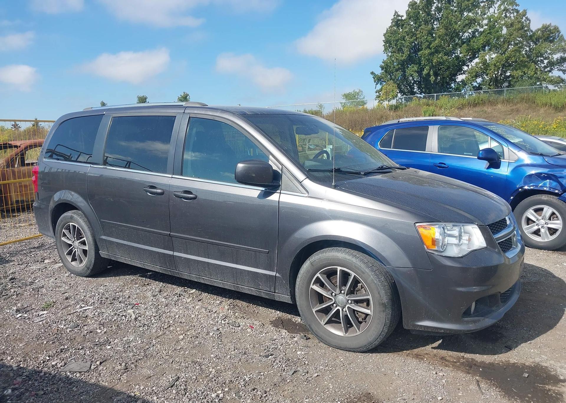 2016 DODGE GRAND CARAVAN SE