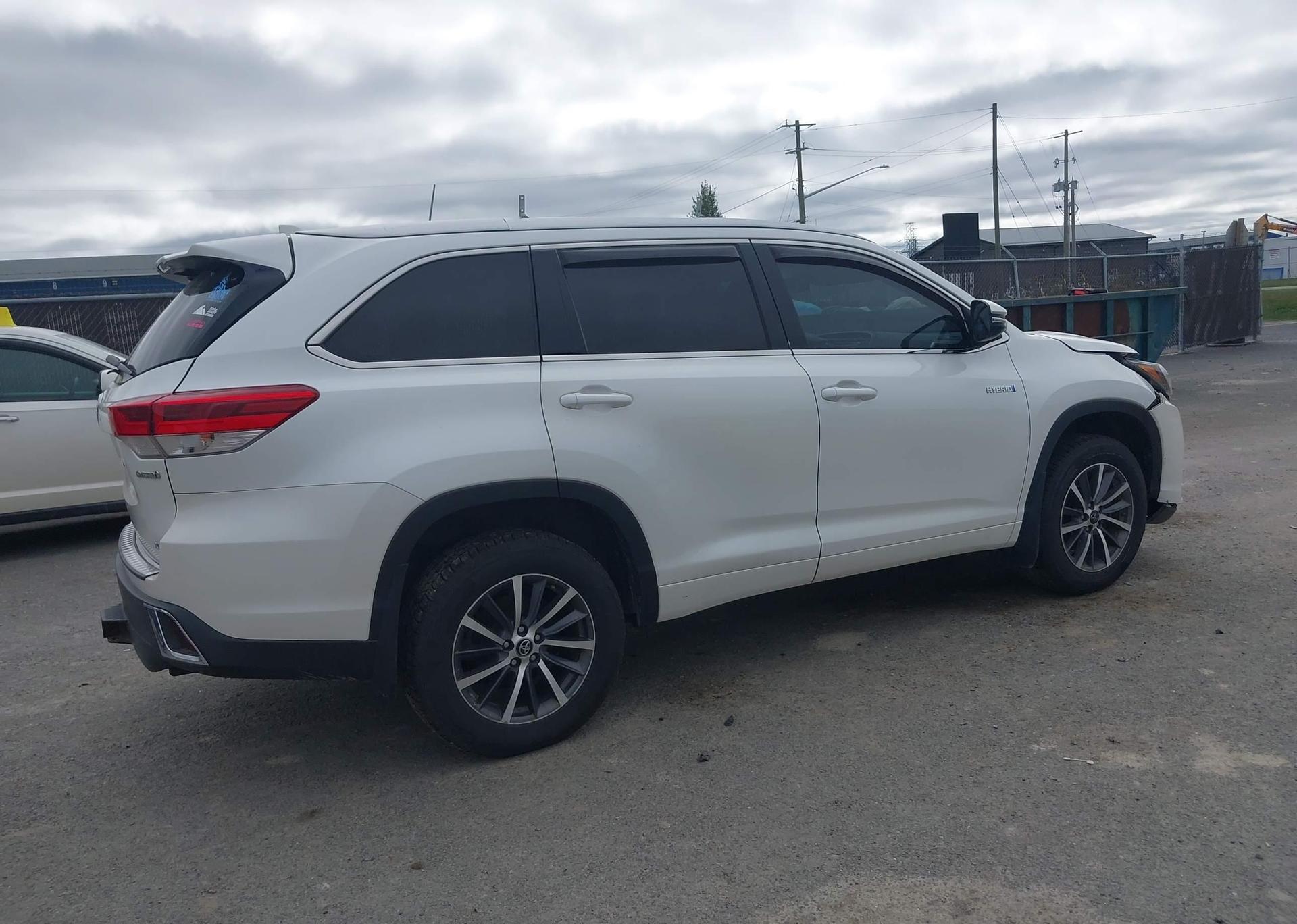 2018 TOYOTA HIGHLANDER HYBRID