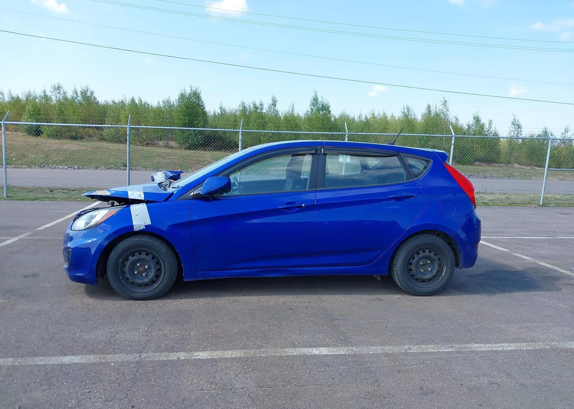 2014 HYUNDAI ACCENT GL