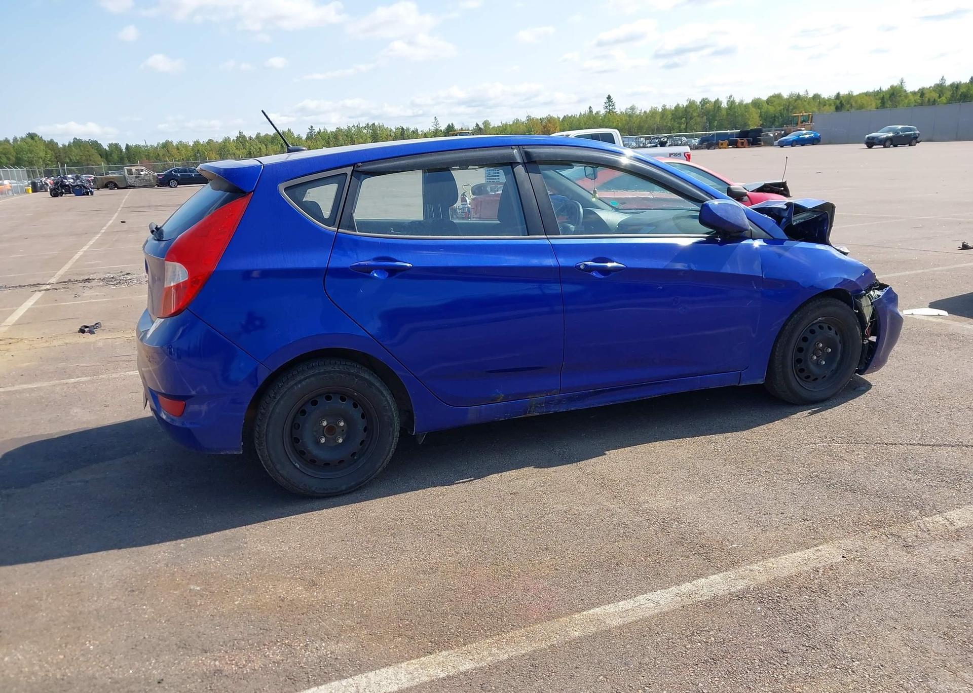 2014 HYUNDAI ACCENT GL