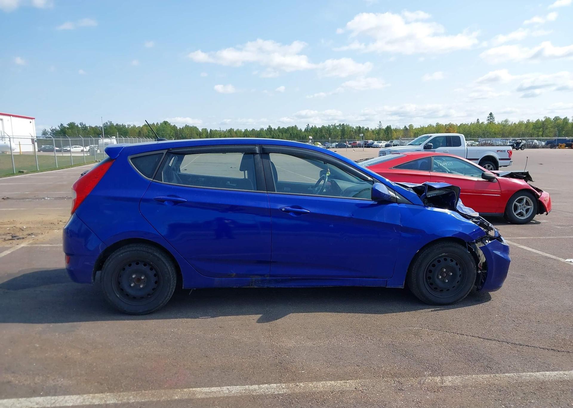 2014 HYUNDAI ACCENT GL