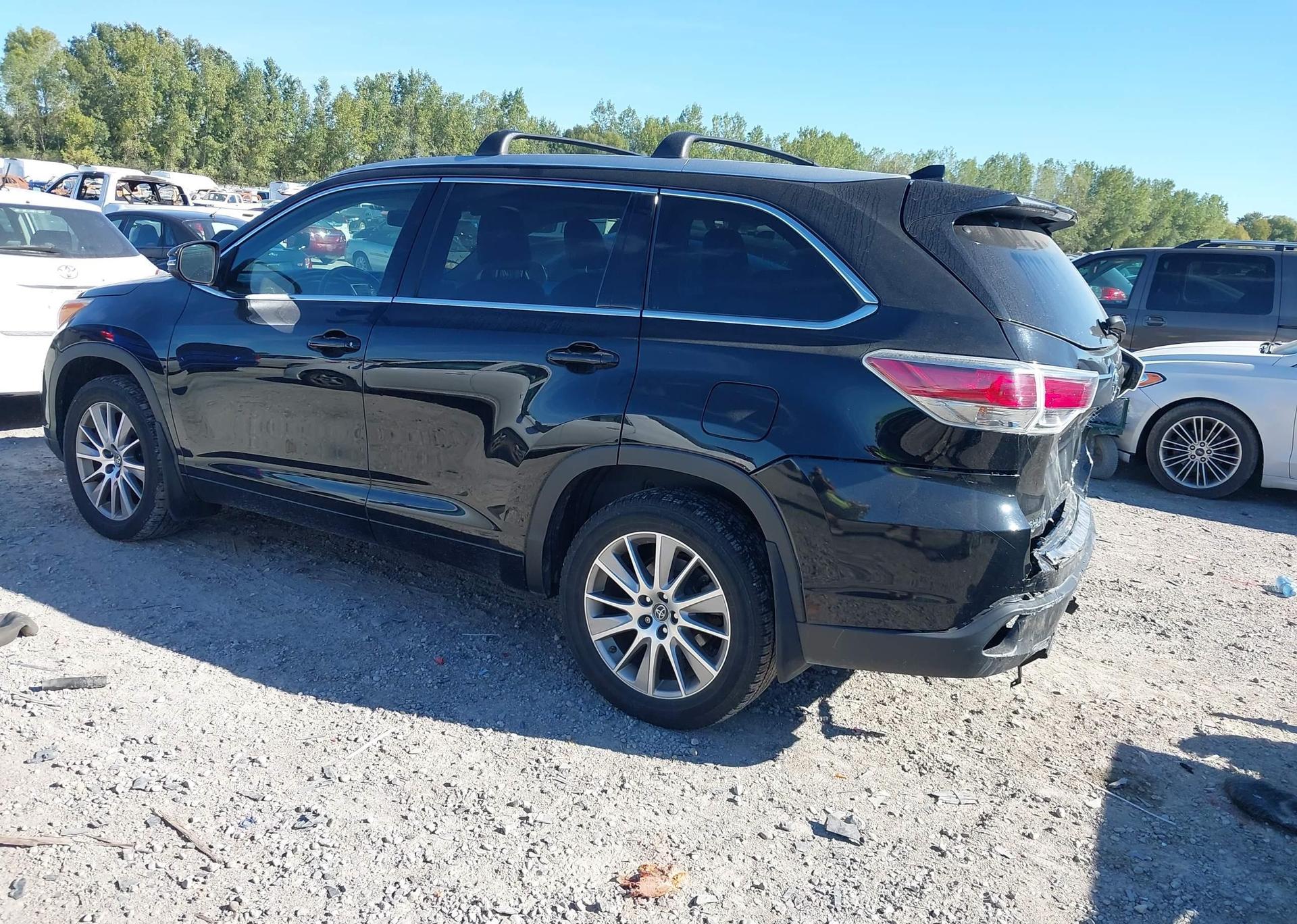 2016 TOYOTA highlander xle