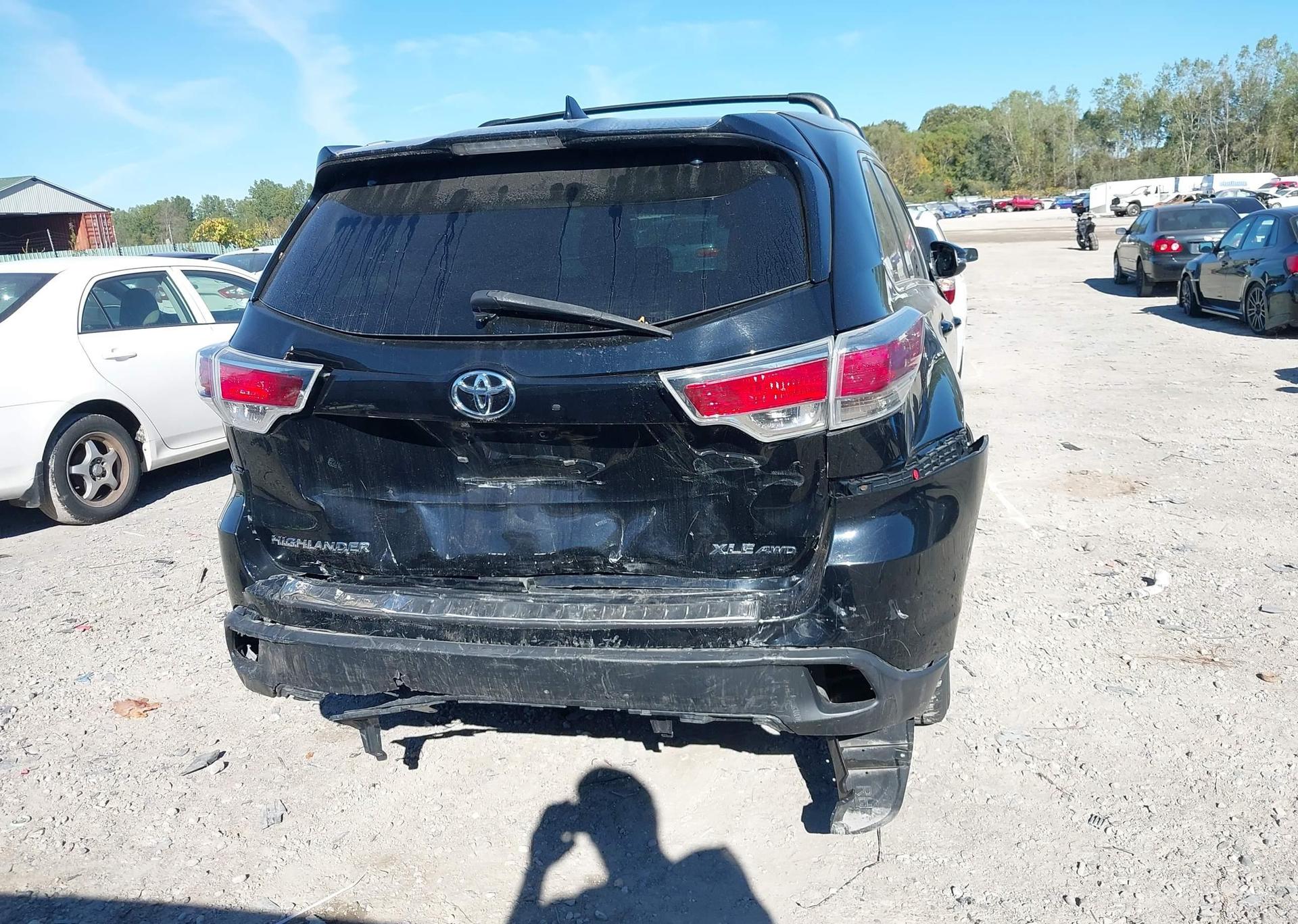 2016 TOYOTA highlander xle