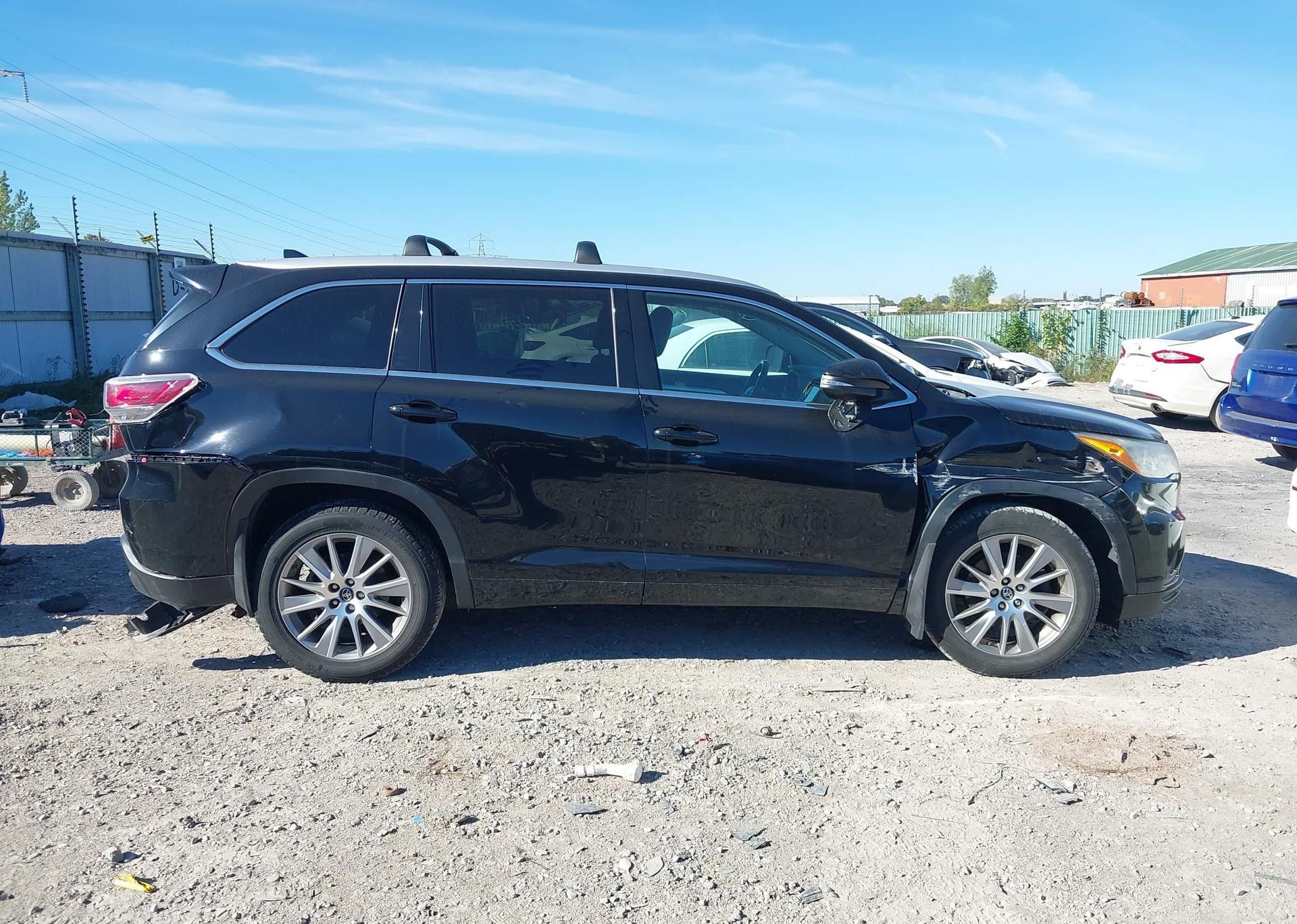 2016 TOYOTA highlander xle