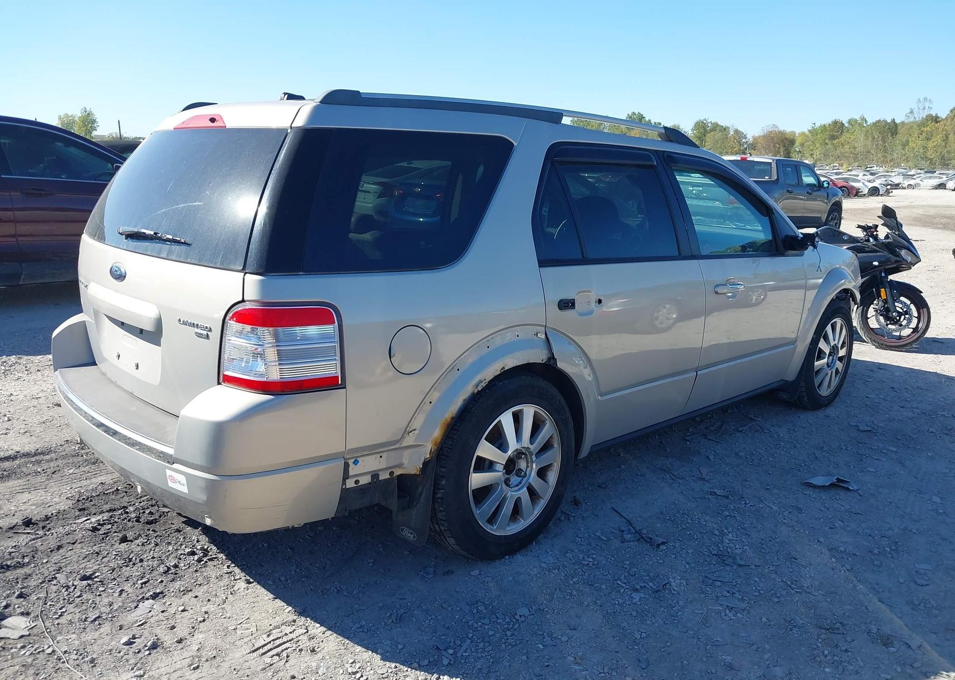 2009 FORD TAURUS X LIMITED