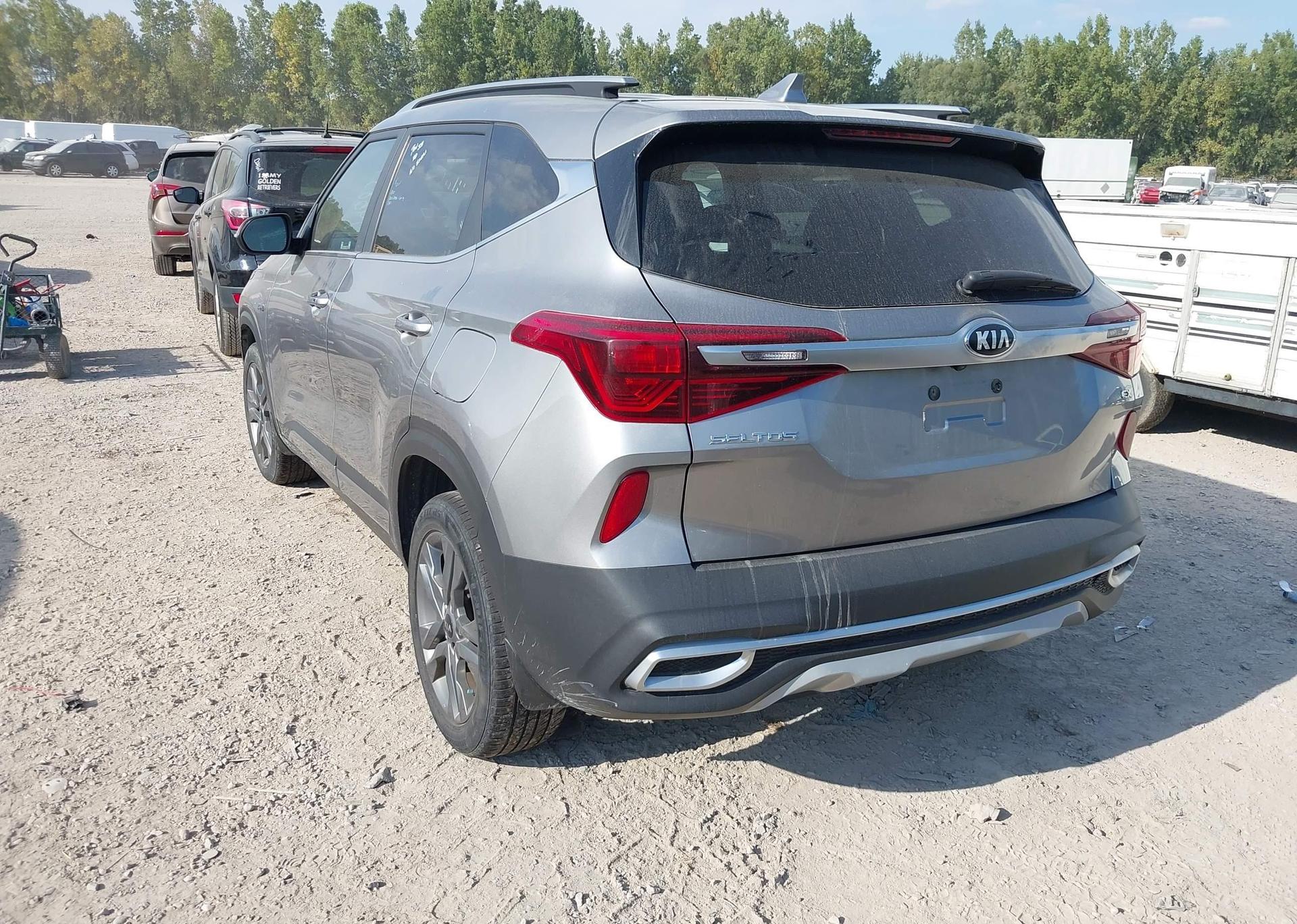 2021 KIA SELTOS EX