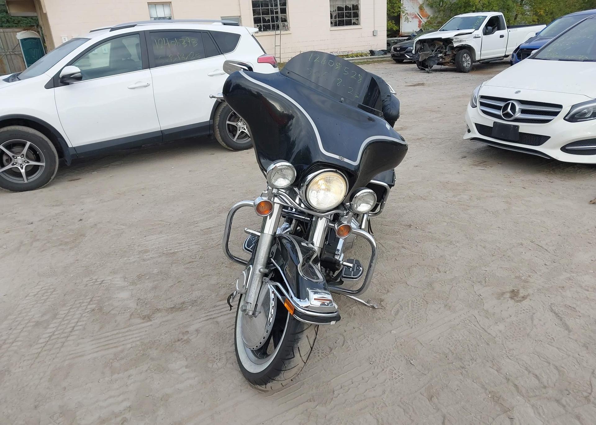 2003 HARLEY-DAVIDSON FLHTCI