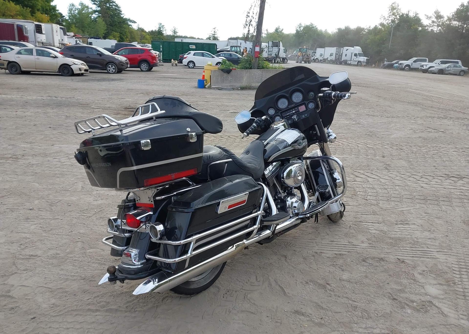 2003 HARLEY-DAVIDSON FLHTCI