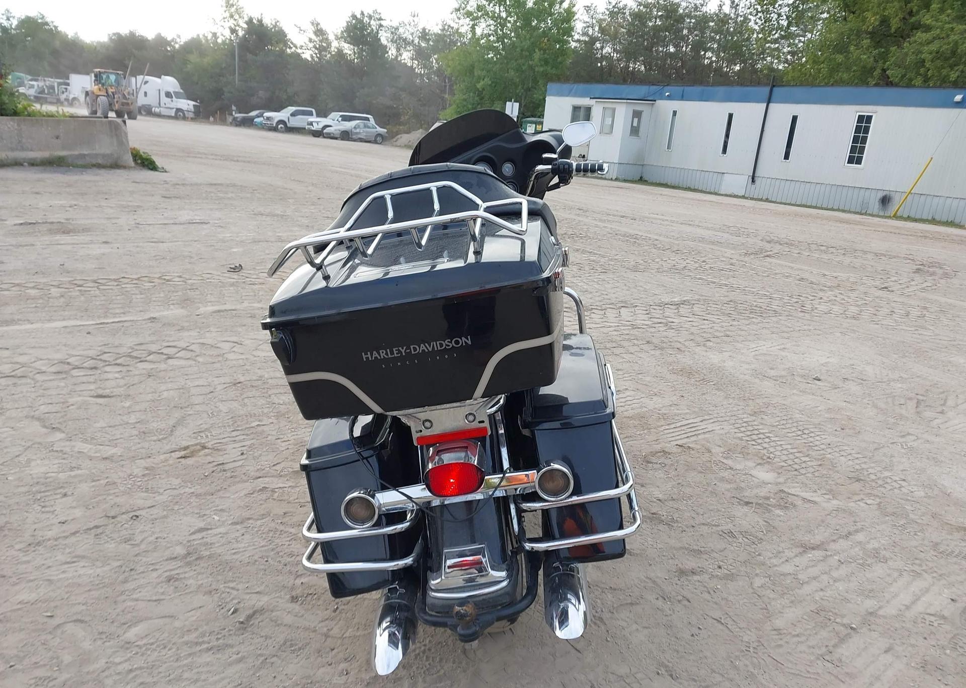 2003 HARLEY-DAVIDSON FLHTCI