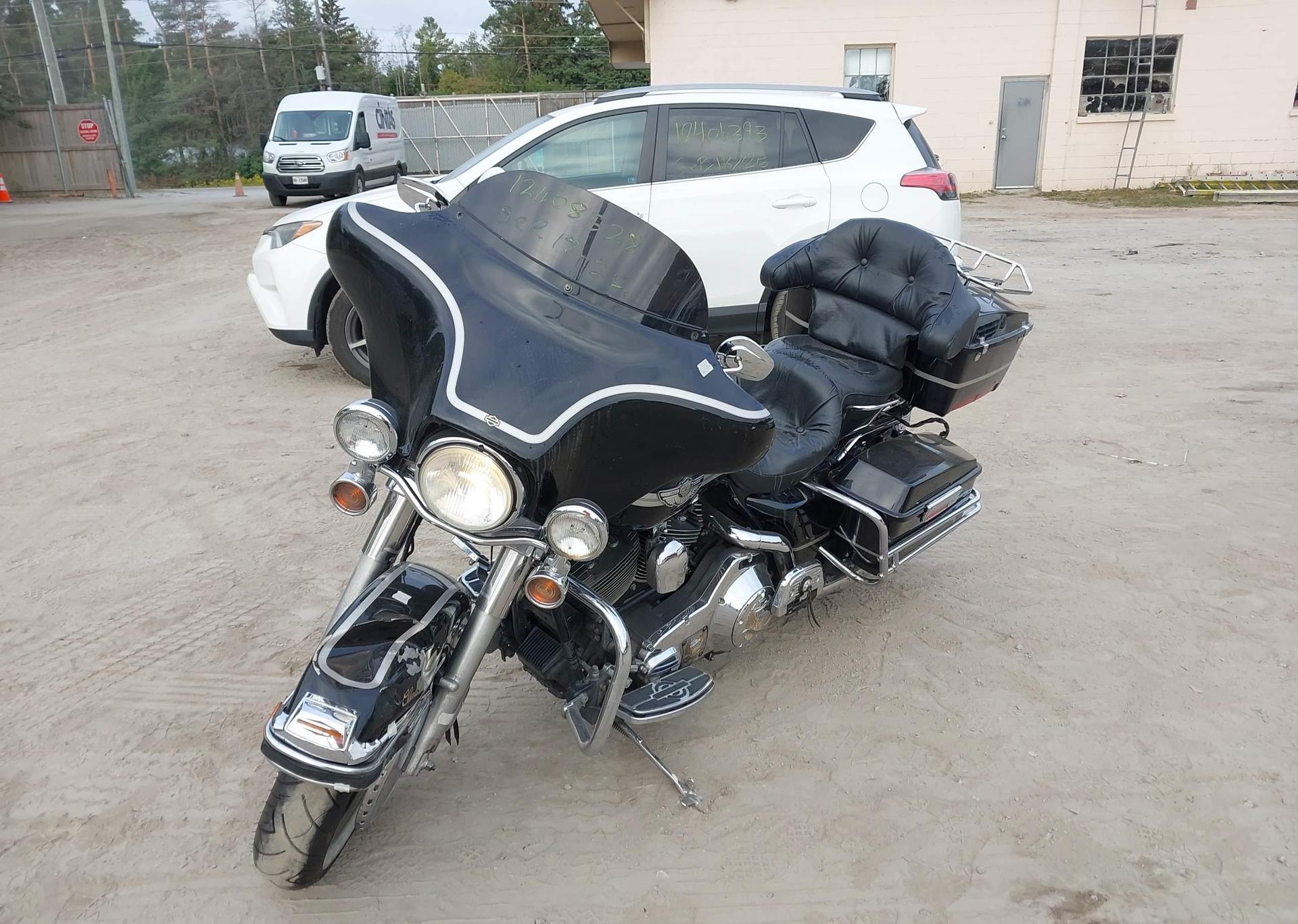 2003 HARLEY-DAVIDSON FLHTCI