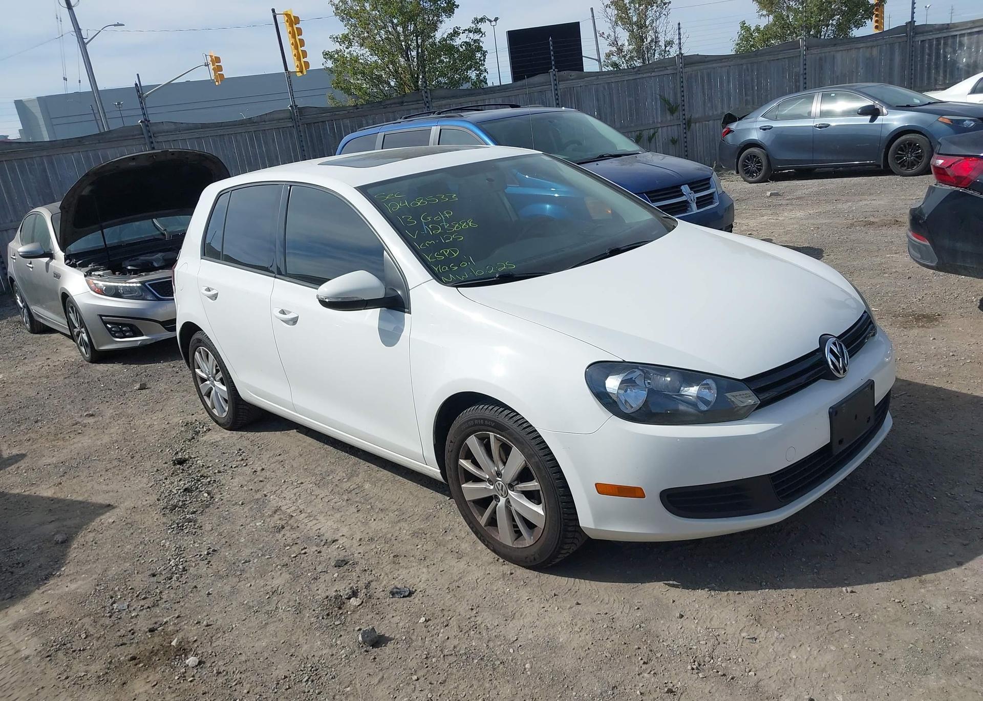 2013 VOLKSWAGEN GOLF 2.5L COMFORTLINE