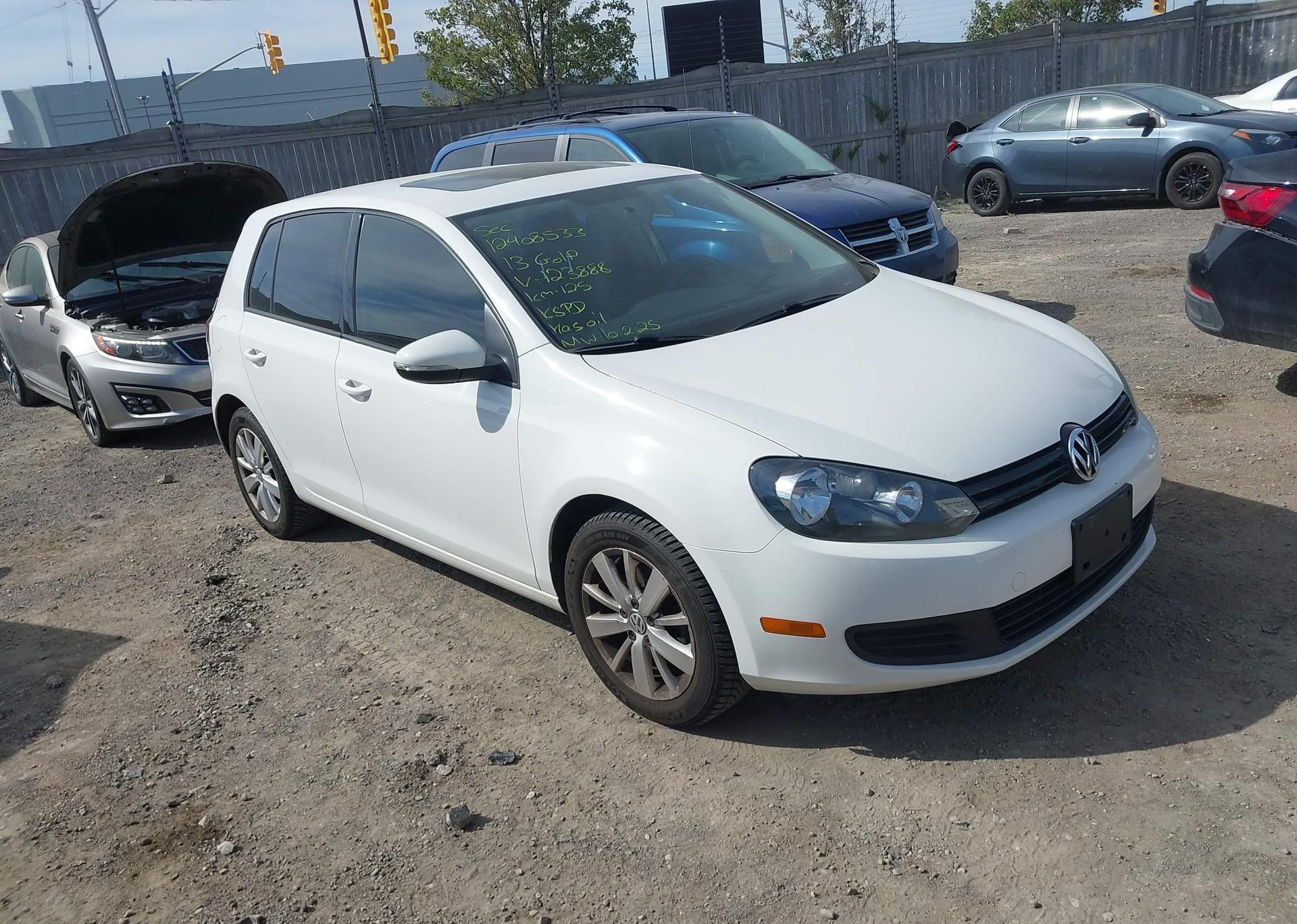 2013 VOLKSWAGEN GOLF 2.5L COMFORTLINE