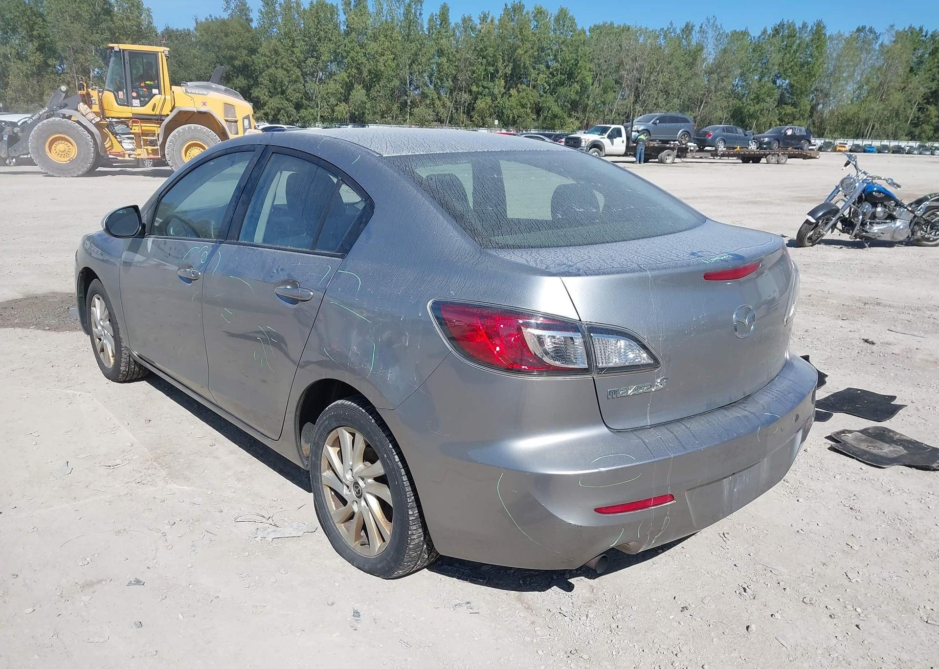 2013 MAZDA MAZDA3 GX