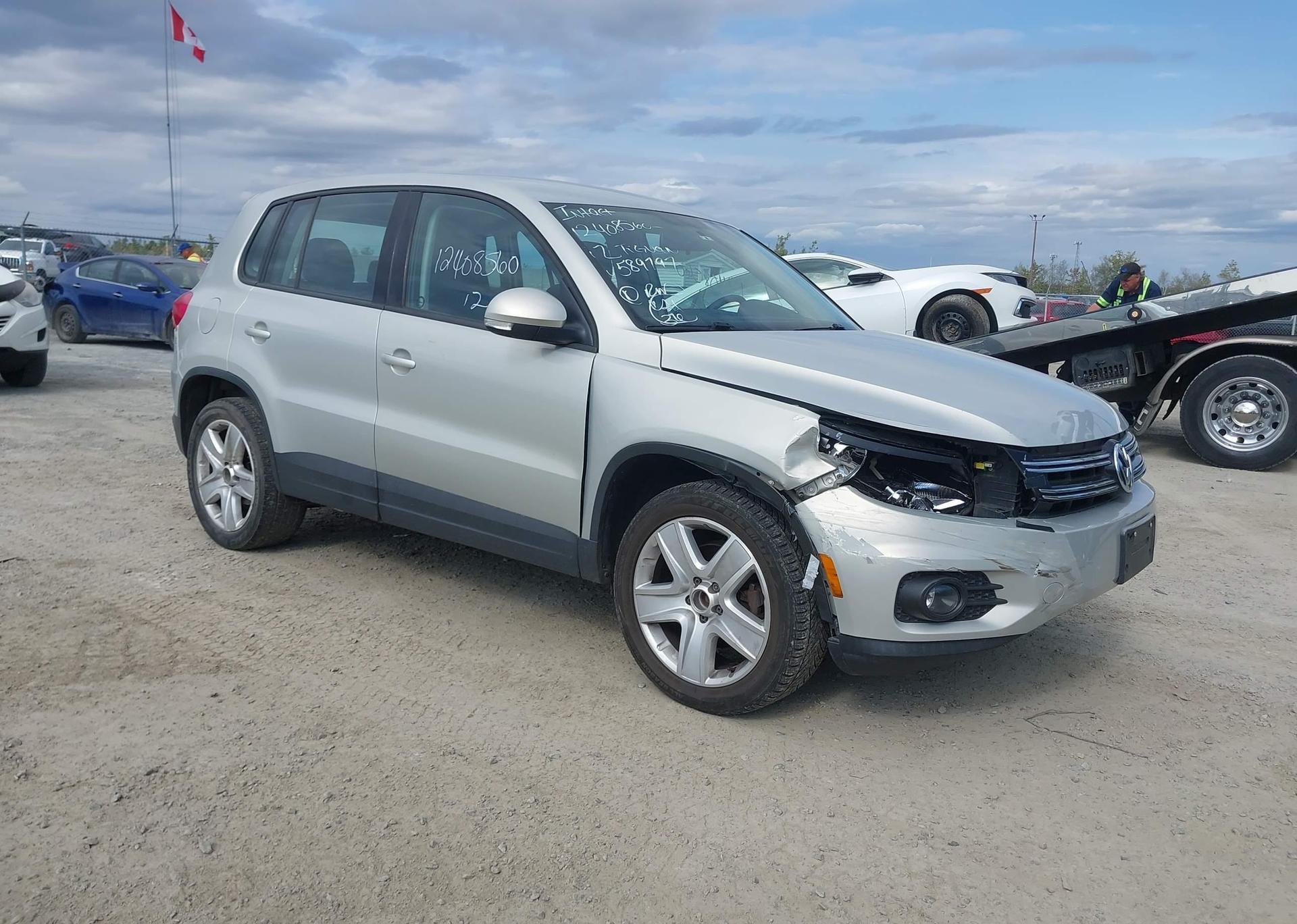 2012 VOLKSWAGEN TIGUAN S