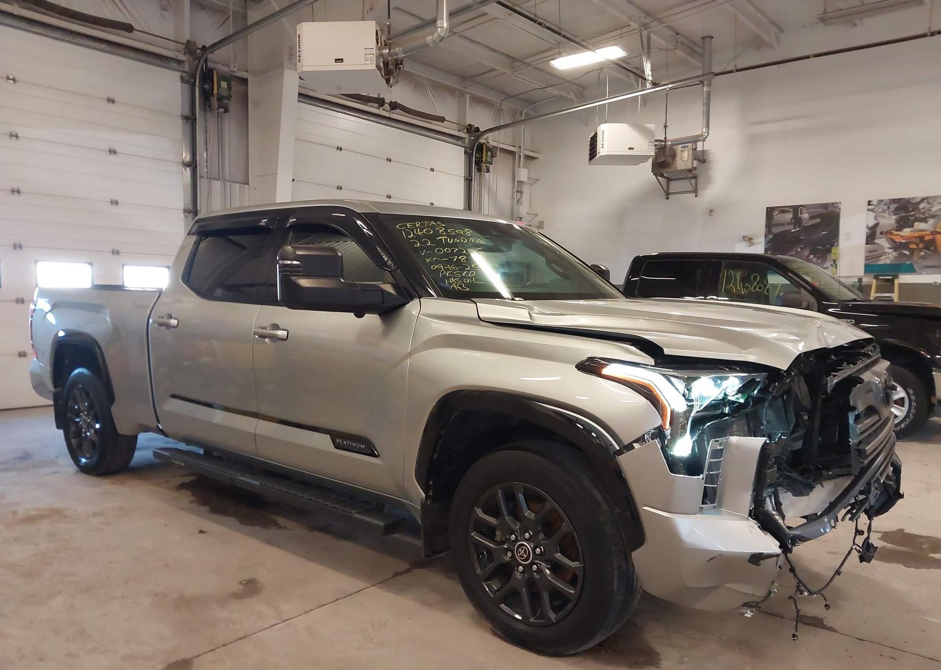 2022 TOYOTA TUNDRA PLATINUM