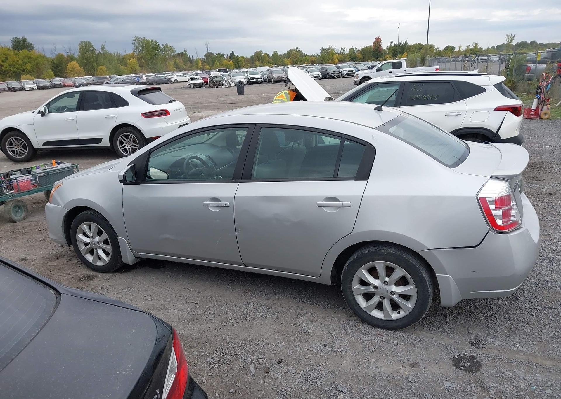 2011 NISSAN SENTRA 2.0