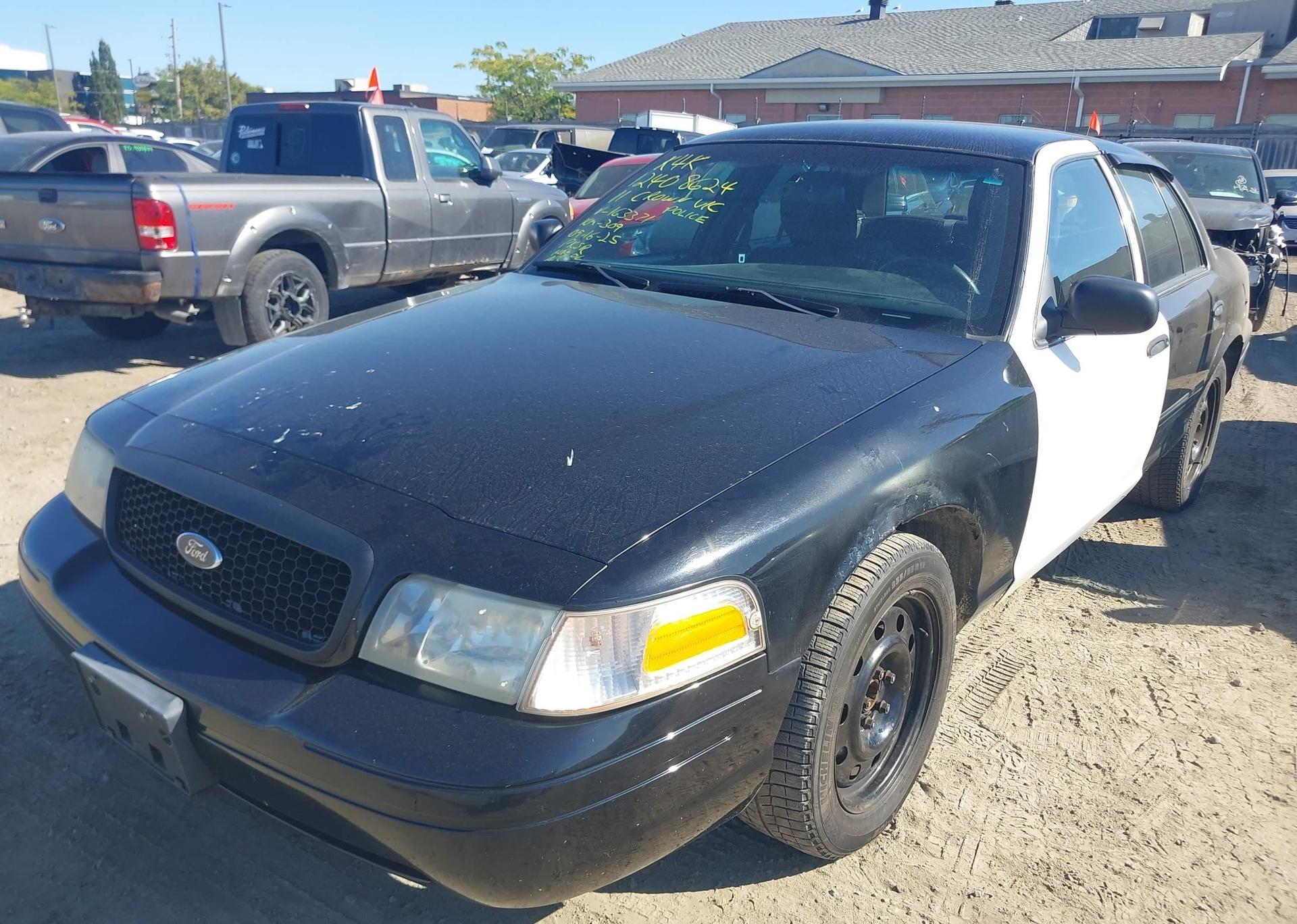 2011 FORD CROWN VICTORIA POLICE INTERCEPTOR