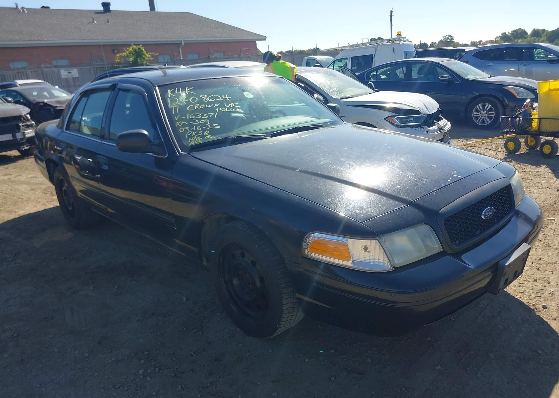 2011 FORD CROWN VICTORIA POLICE INTERCEPTOR