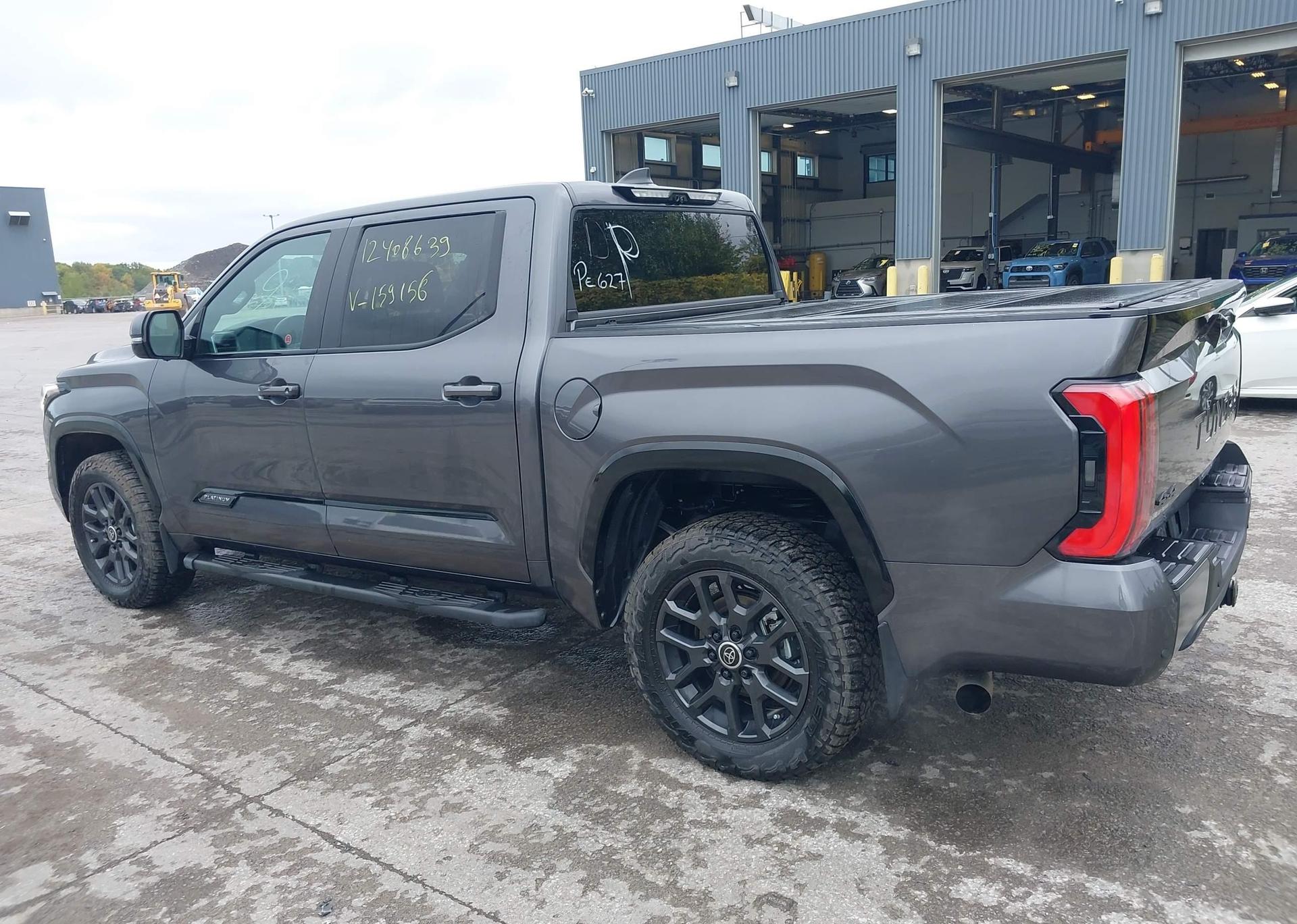 2024 TOYOTA TUNDRA CREWMAX PLATINUM