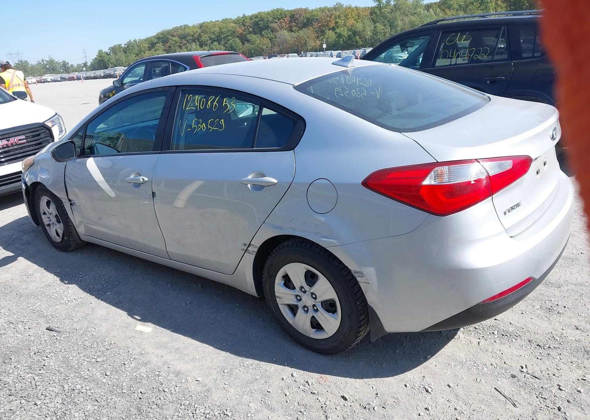 2016 KIA FORTE LX