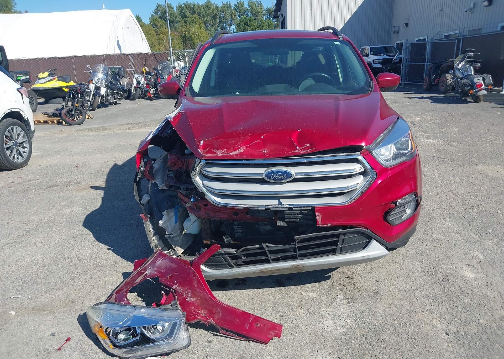 2018 FORD ESCAPE SEL