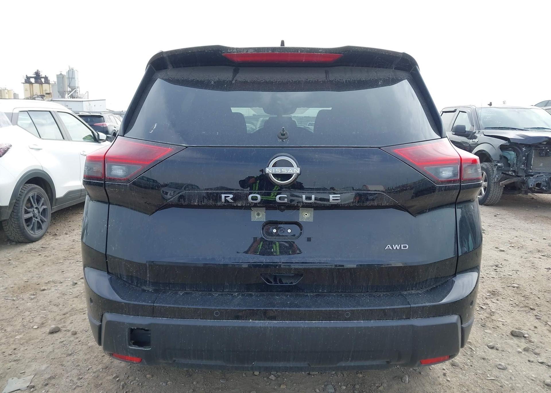 2025 NISSAN ROGUE S