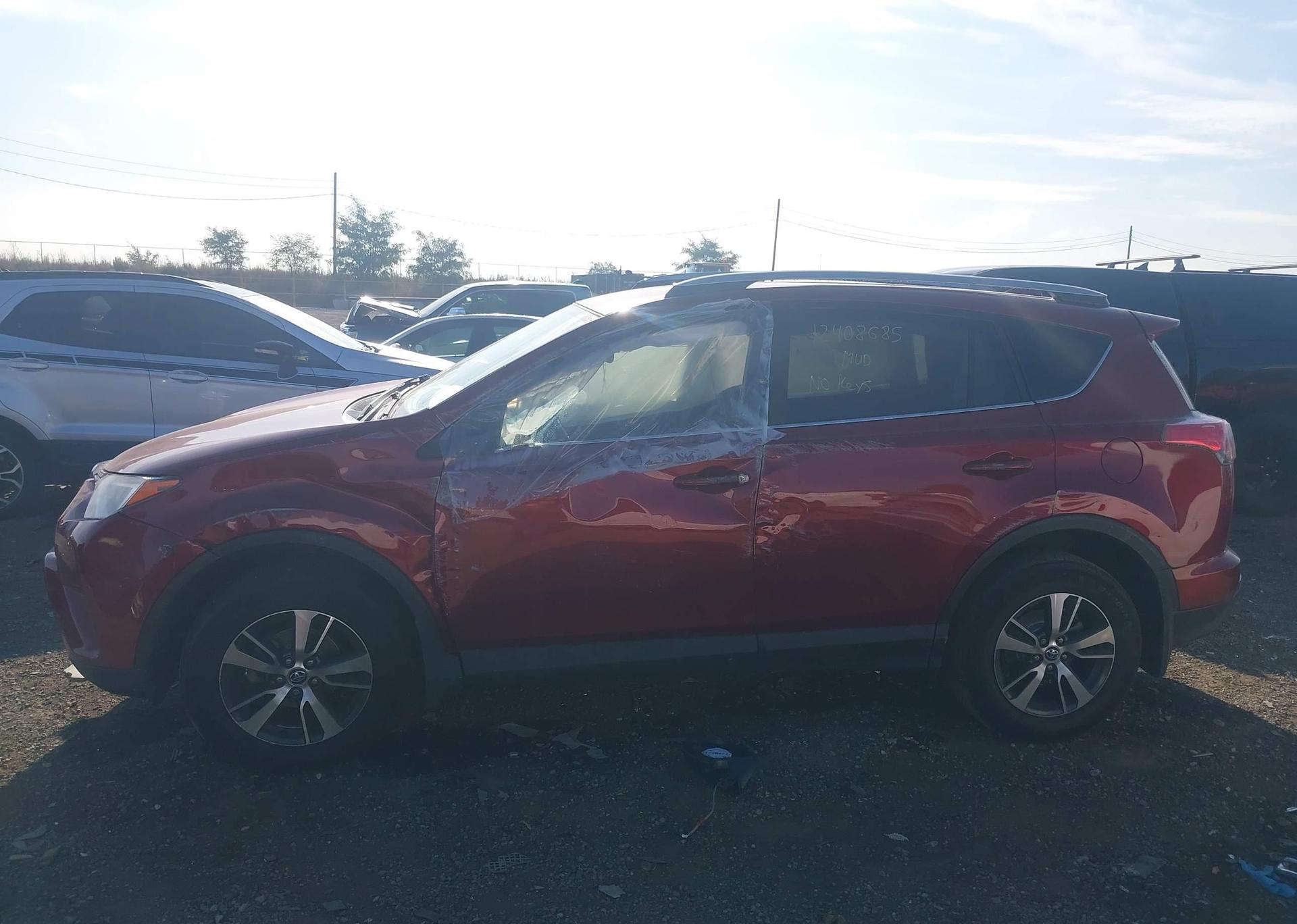 2018 TOYOTA RAV4 LE