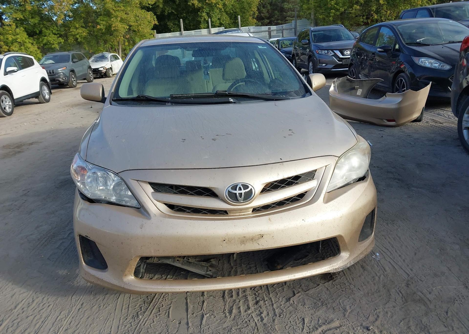 2011 TOYOTA COROLLA