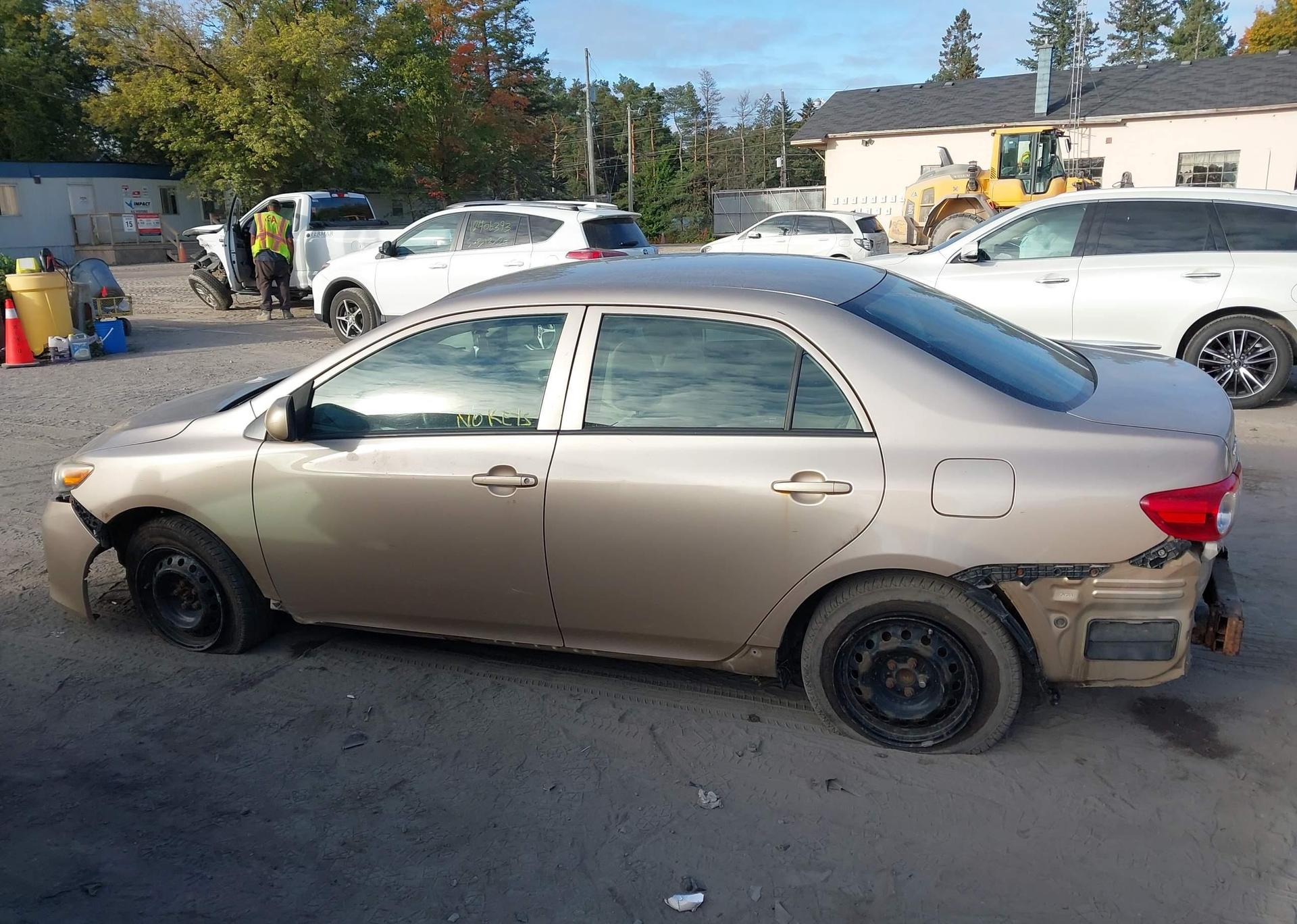 2011 TOYOTA COROLLA