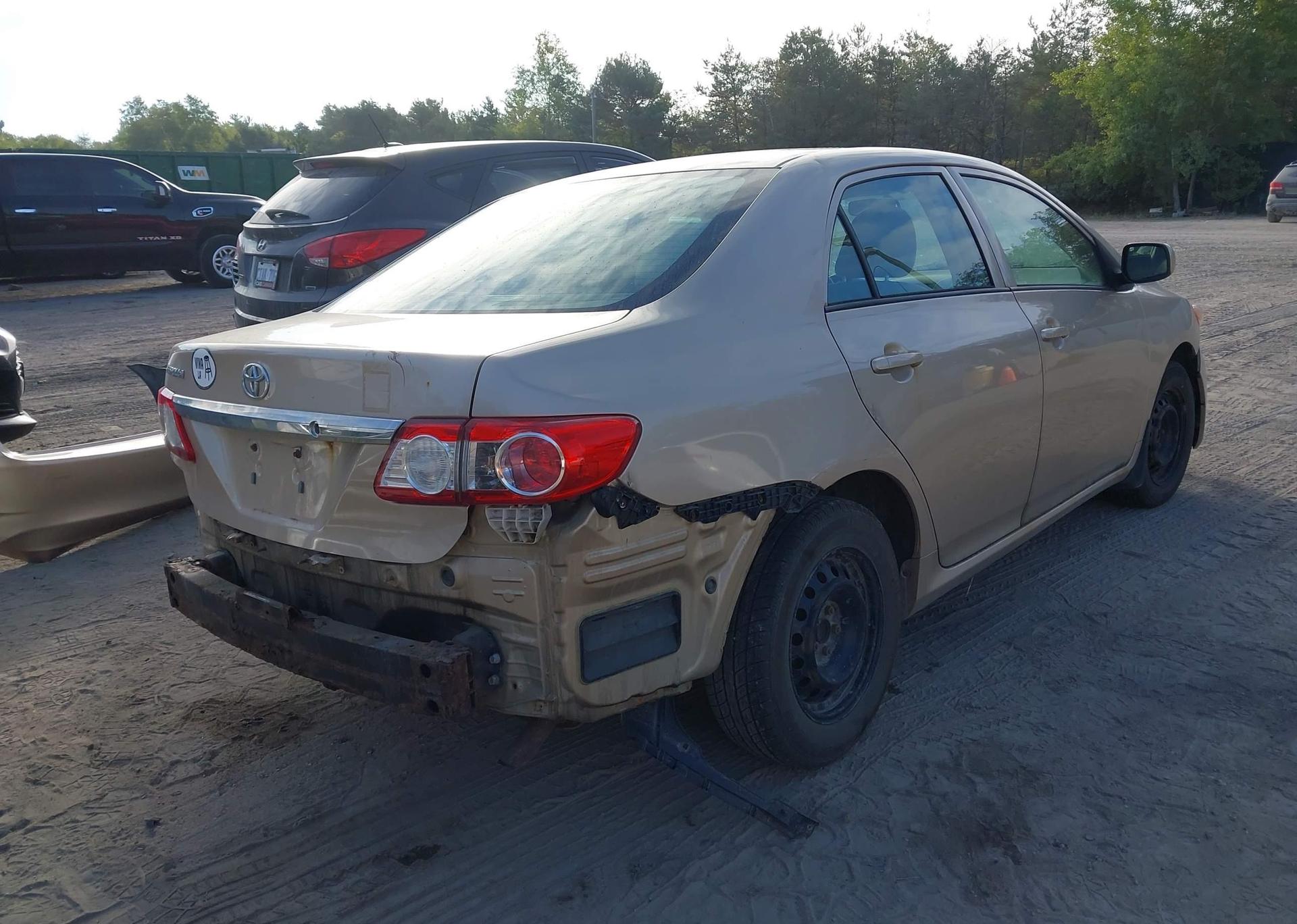 2011 TOYOTA COROLLA