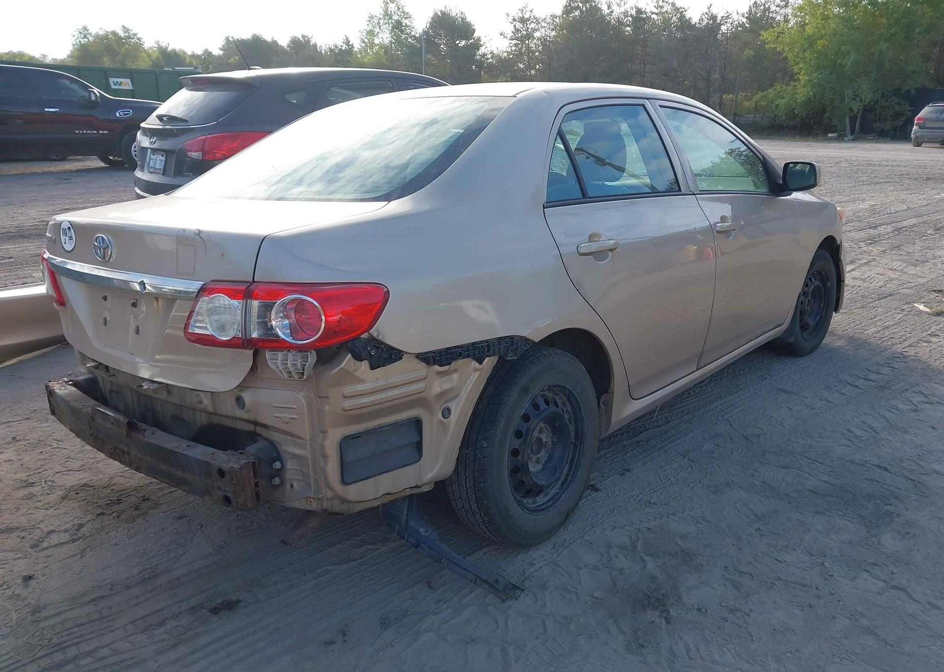 2011 TOYOTA COROLLA