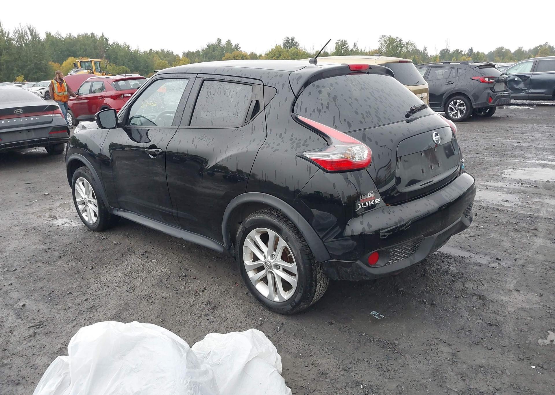 2015 NISSAN JUKE SL