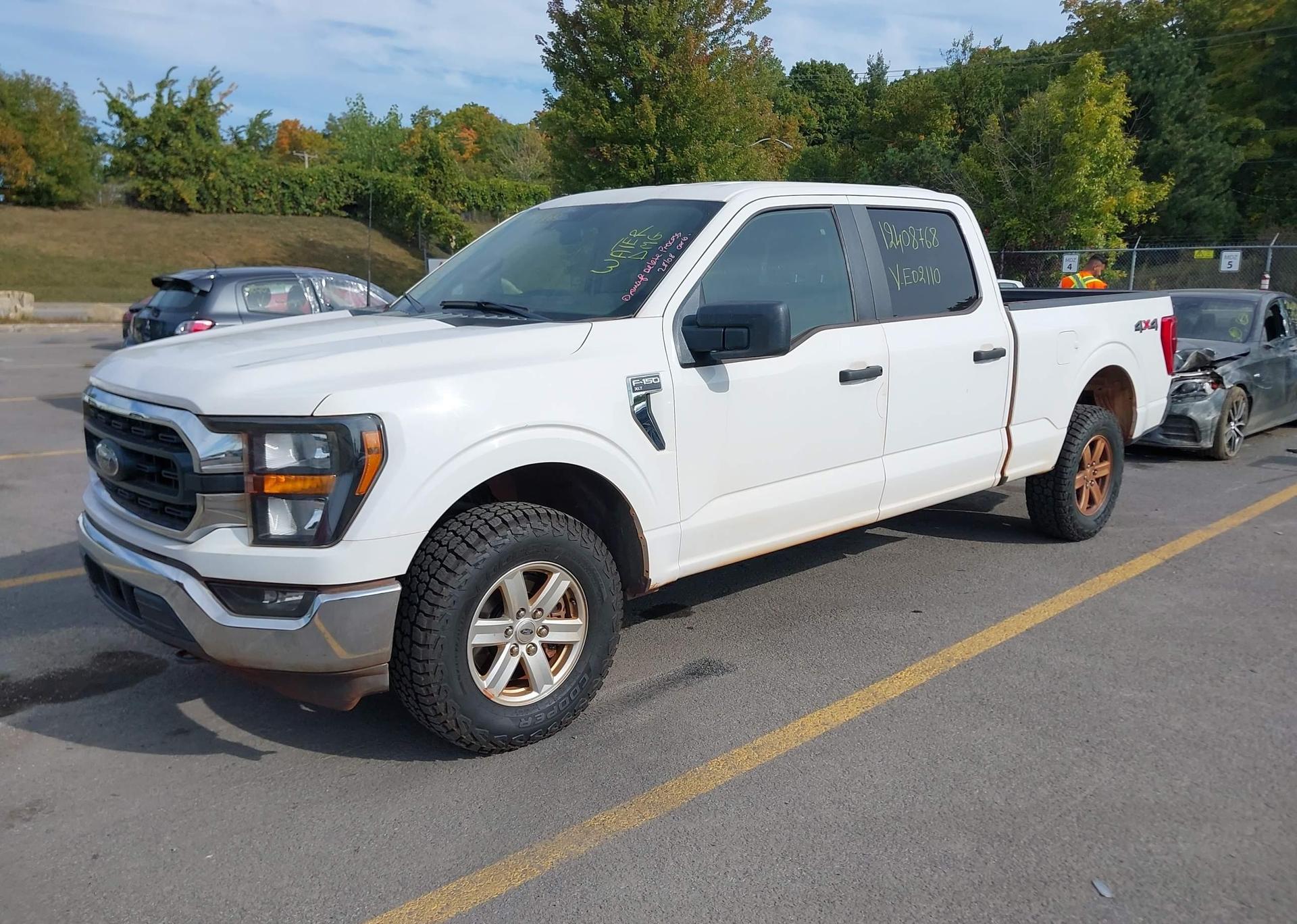 2023 FORD F-150 XLT