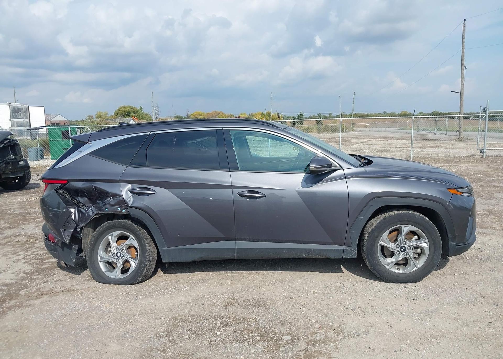 2023 HYUNDAI TUCSON PREFERRED AWD WITH TREND PACKAGE