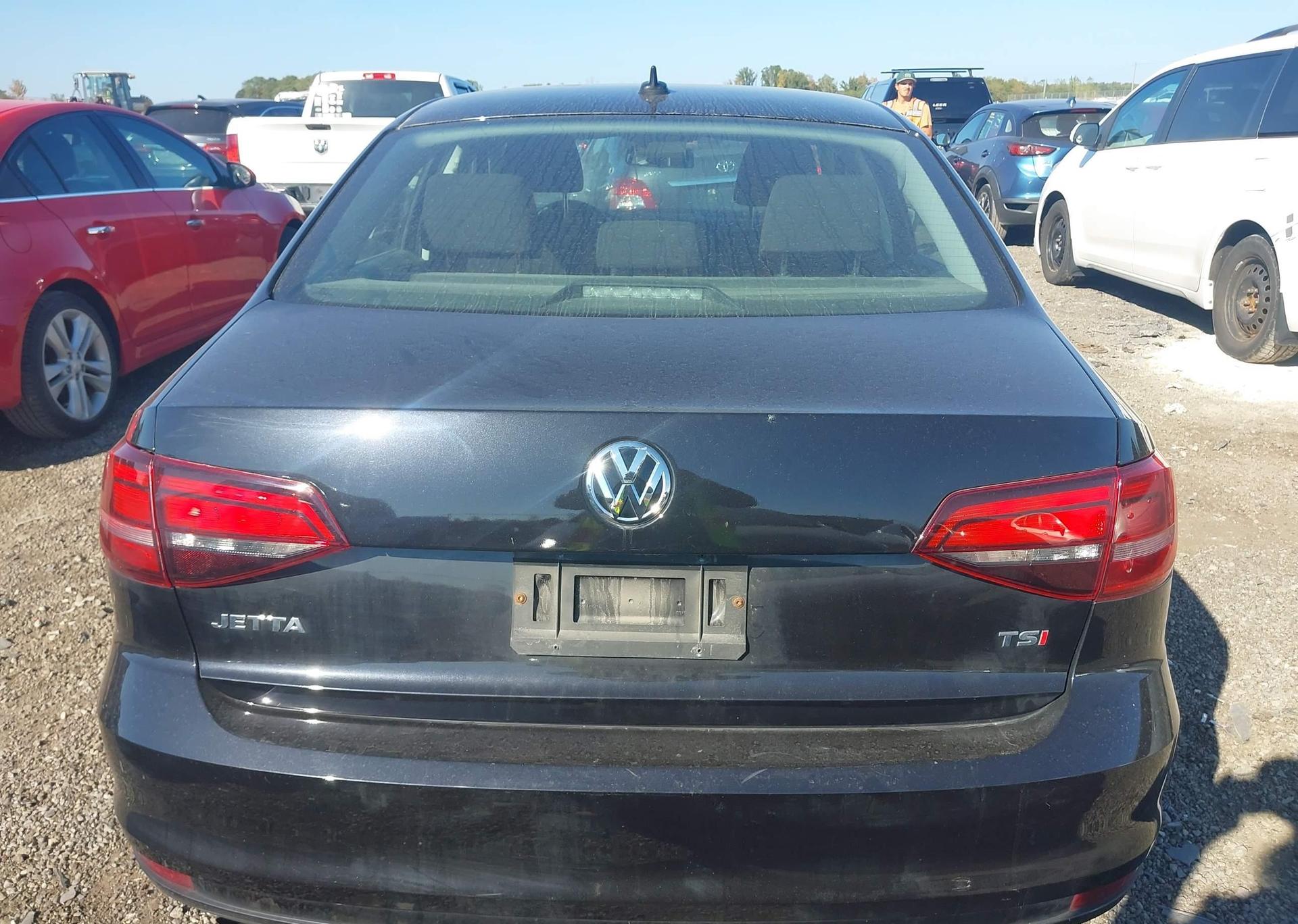 2016 VOLKSWAGEN JETTA
