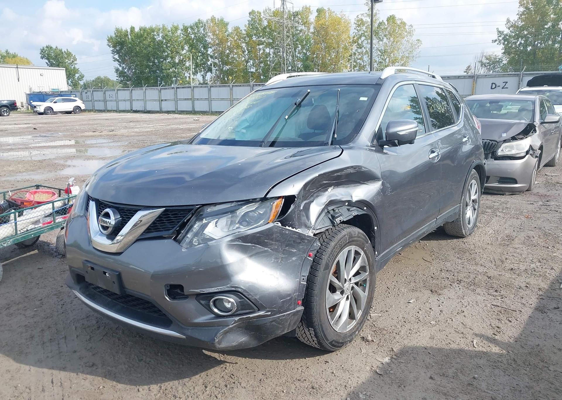 2014 NISSAN ROGUE S