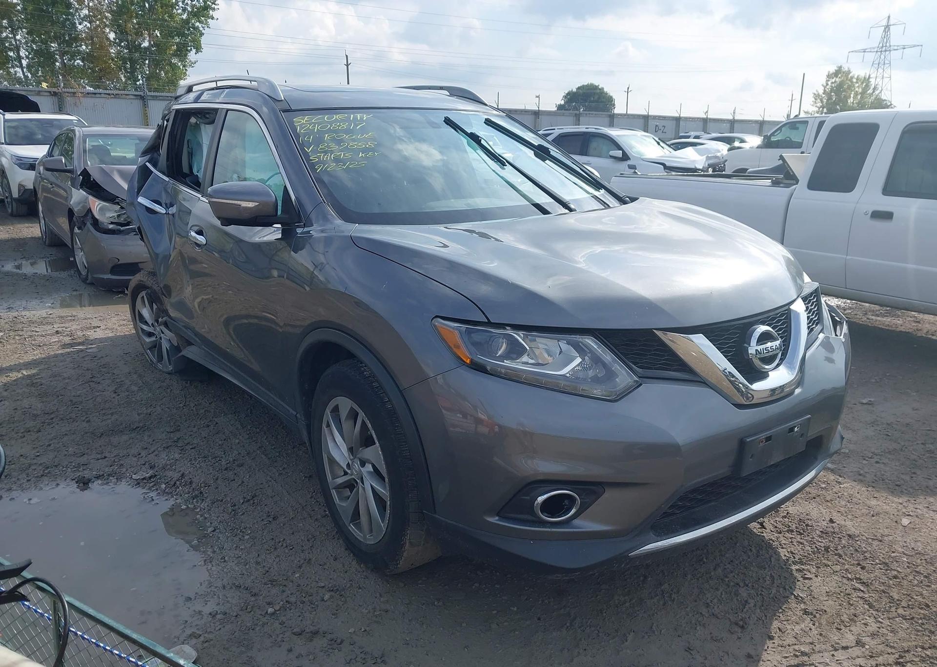 2014 NISSAN ROGUE S