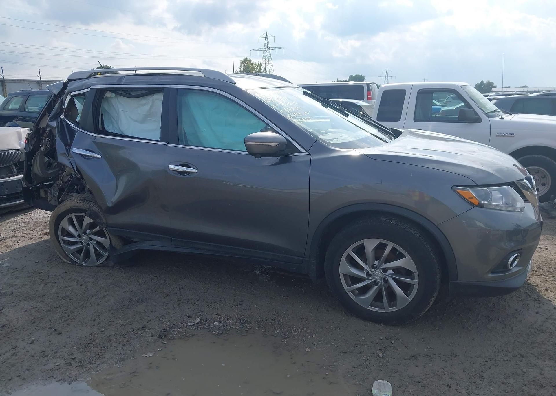 2014 NISSAN ROGUE S