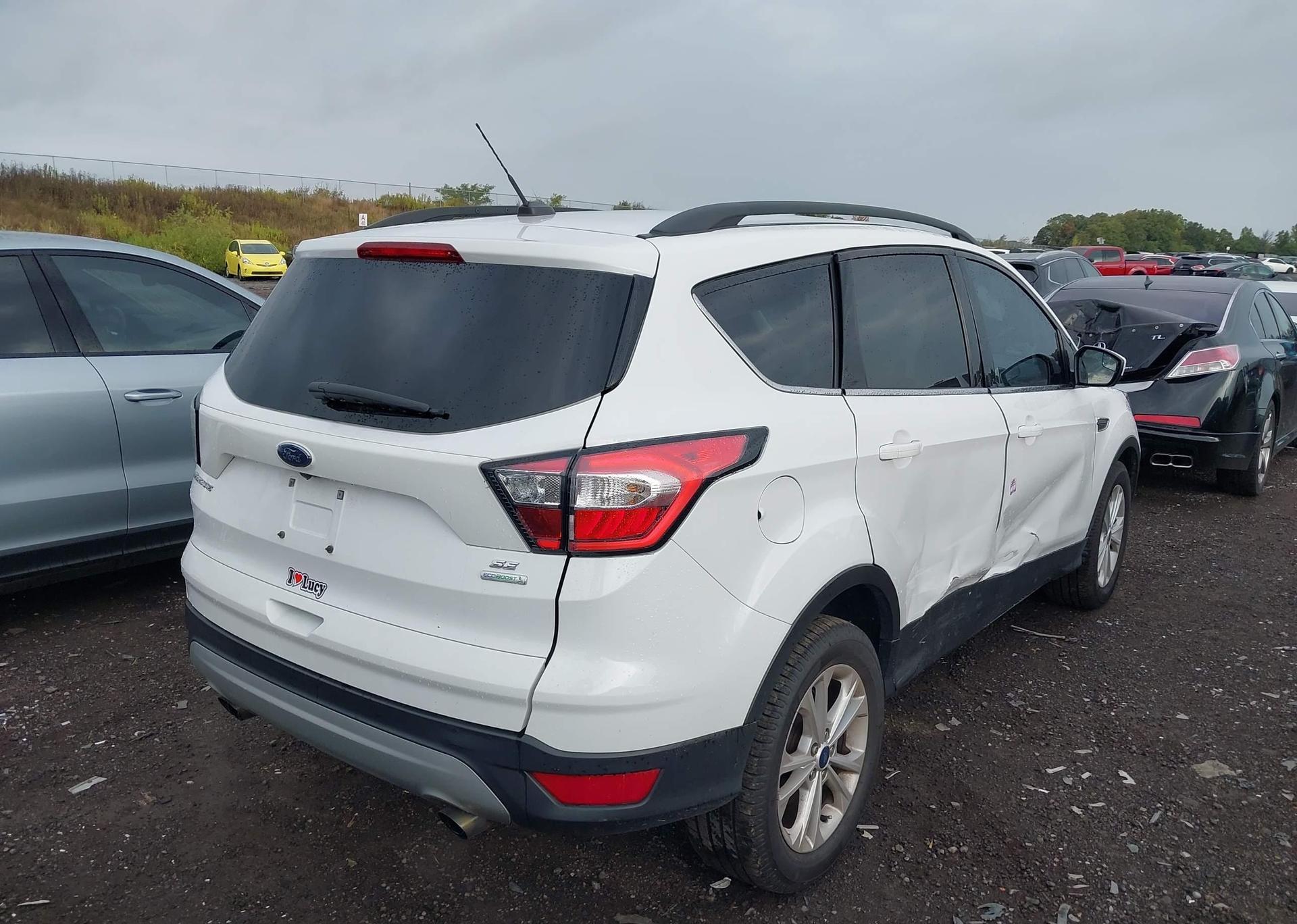 2018 FORD ESCAPE SE