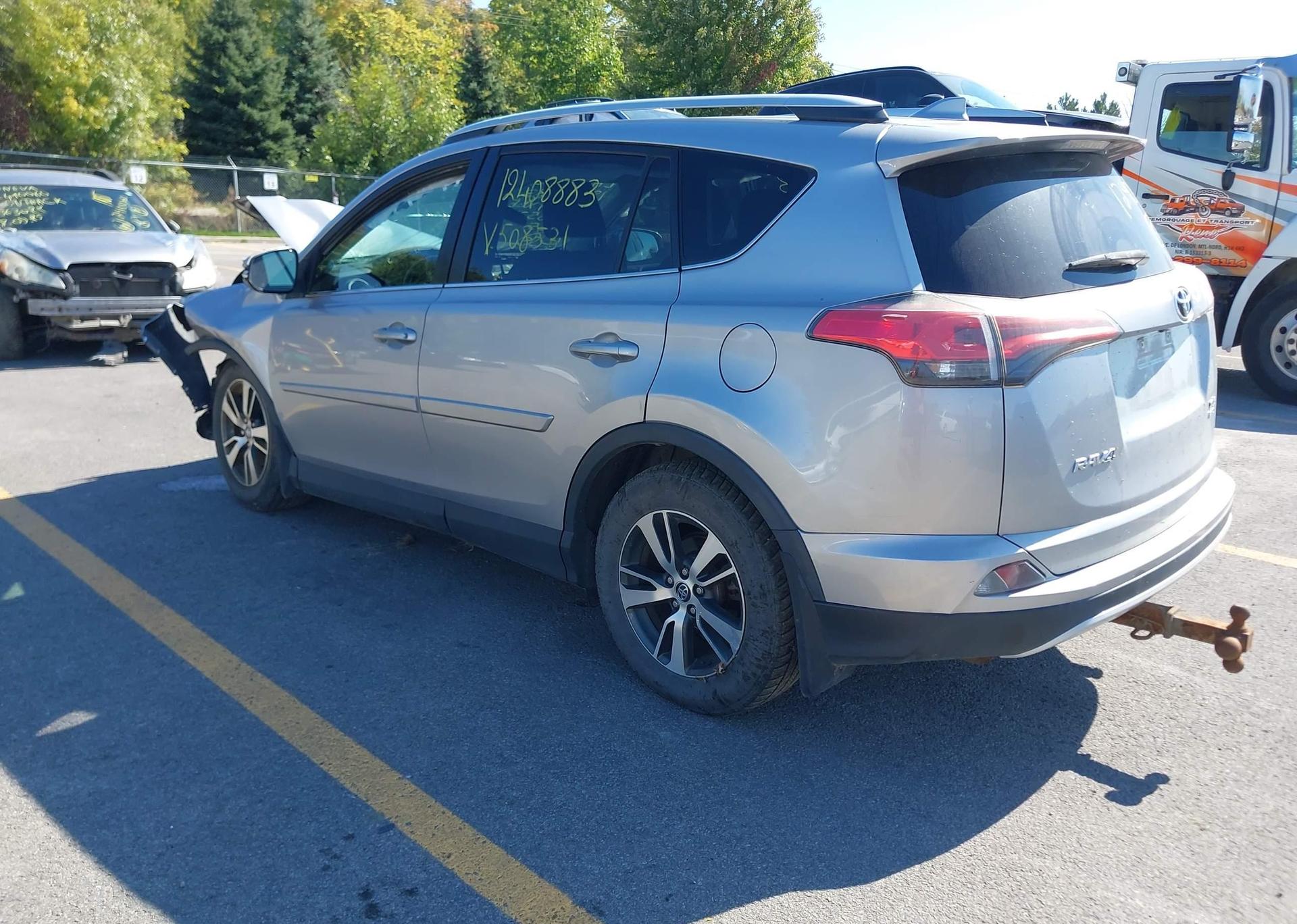 2016 TOYOTA RAV4 XLE