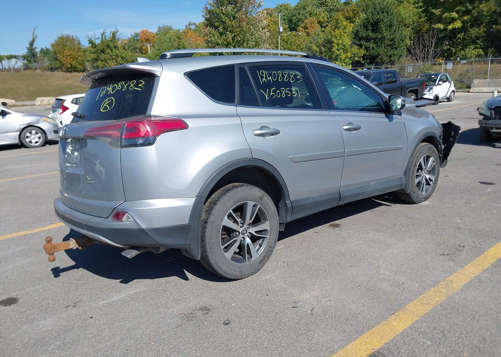 2016 TOYOTA RAV4 XLE