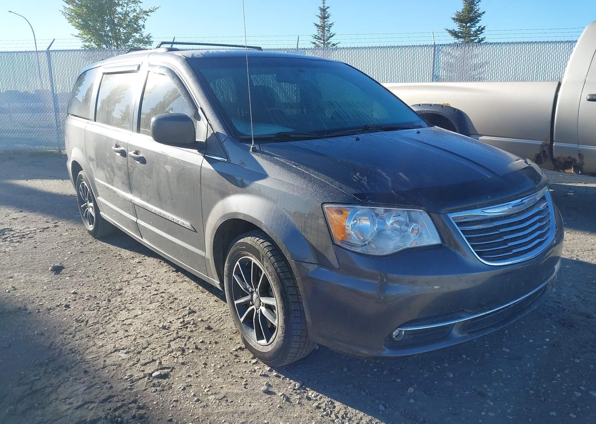 2016 CHRYSLER TOWN & COUNTRY TOURING