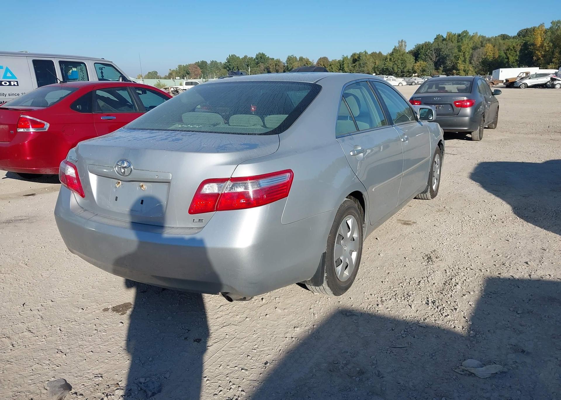 2007 TOYOTA CAMRY LE