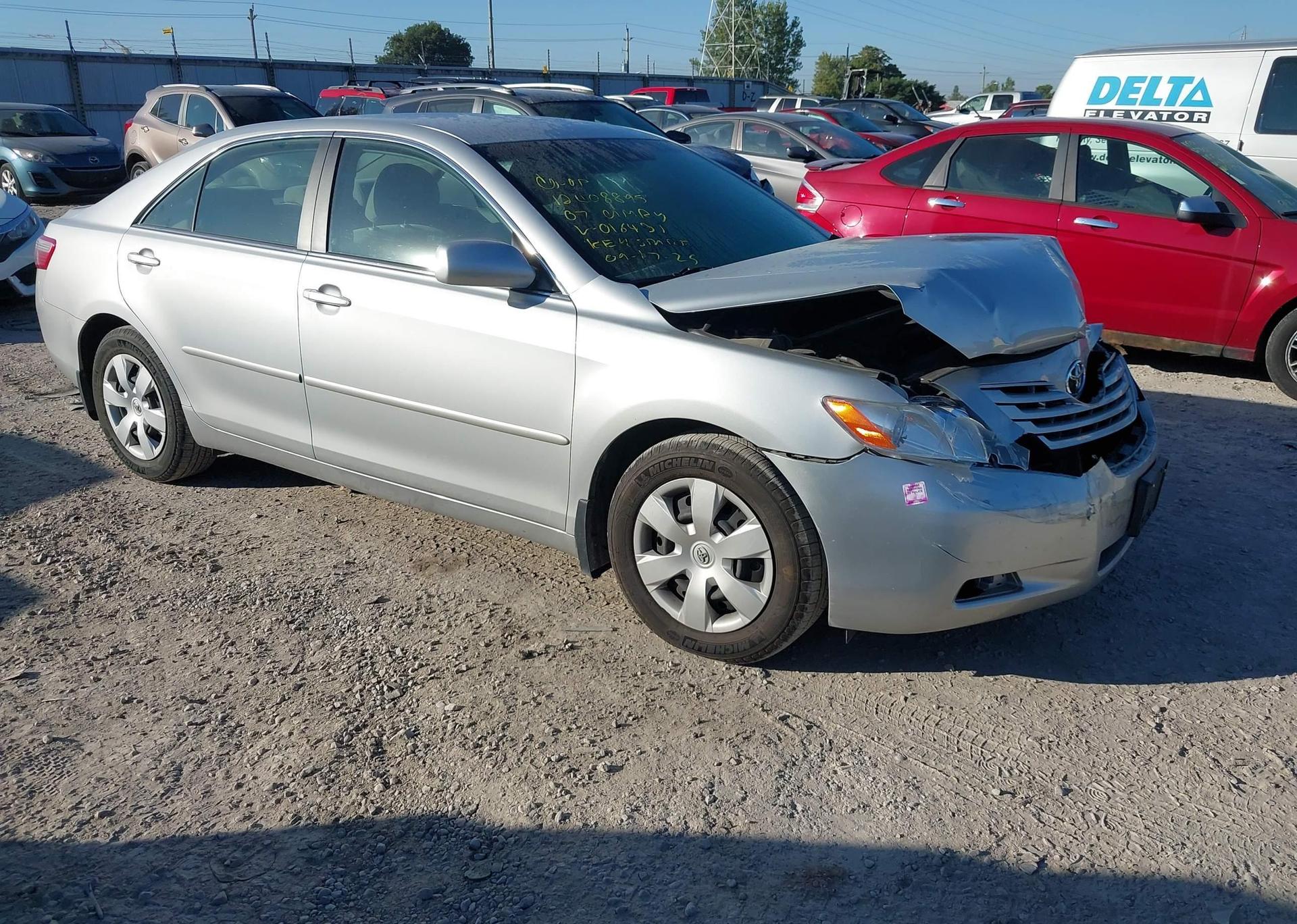 2007 TOYOTA CAMRY LE