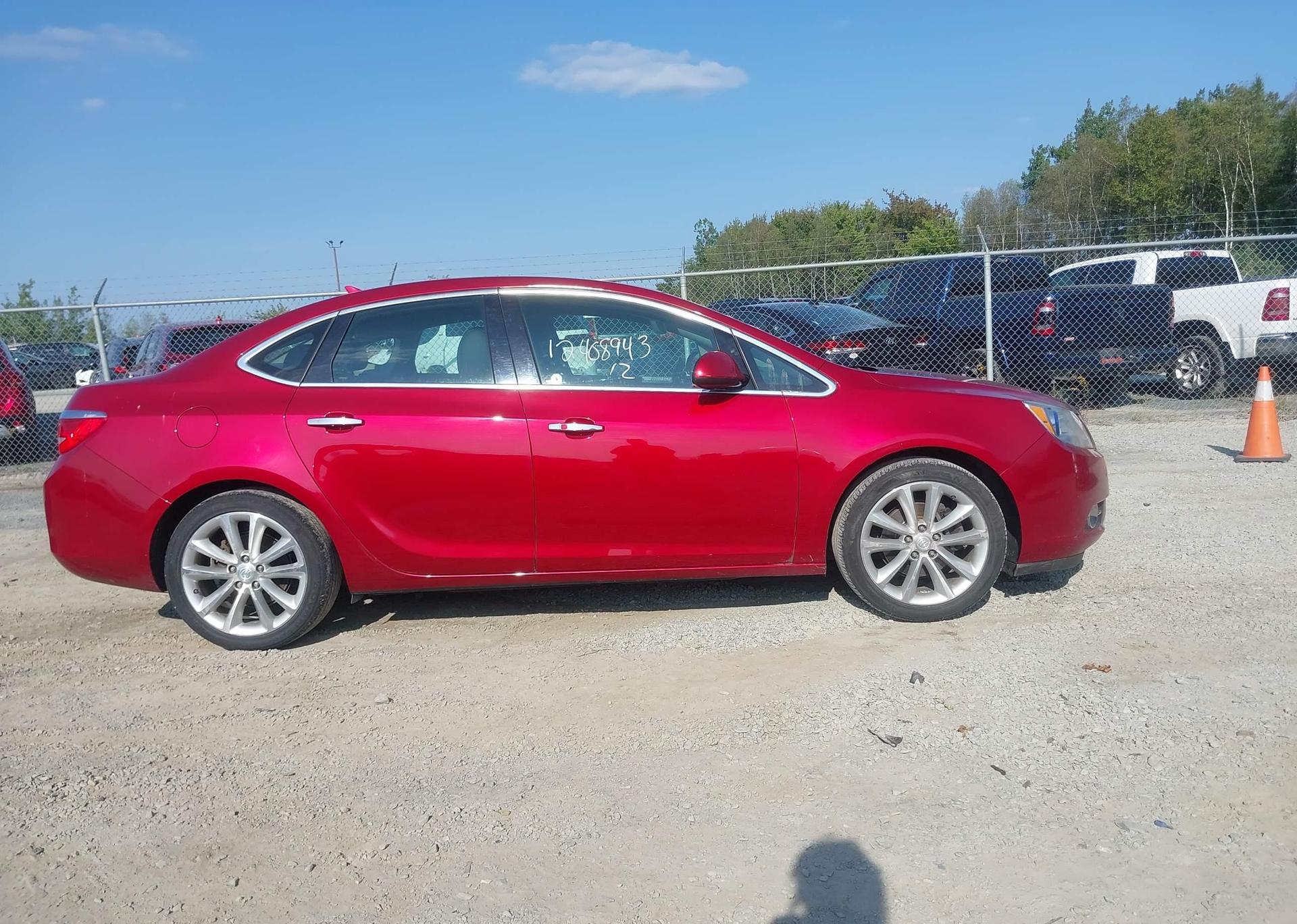 2012 BUICK VERANO LEATHER PACKAGE