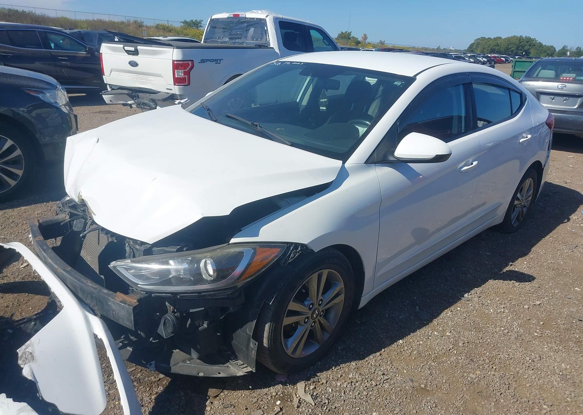 2017 HYUNDAI ELANTRA LE