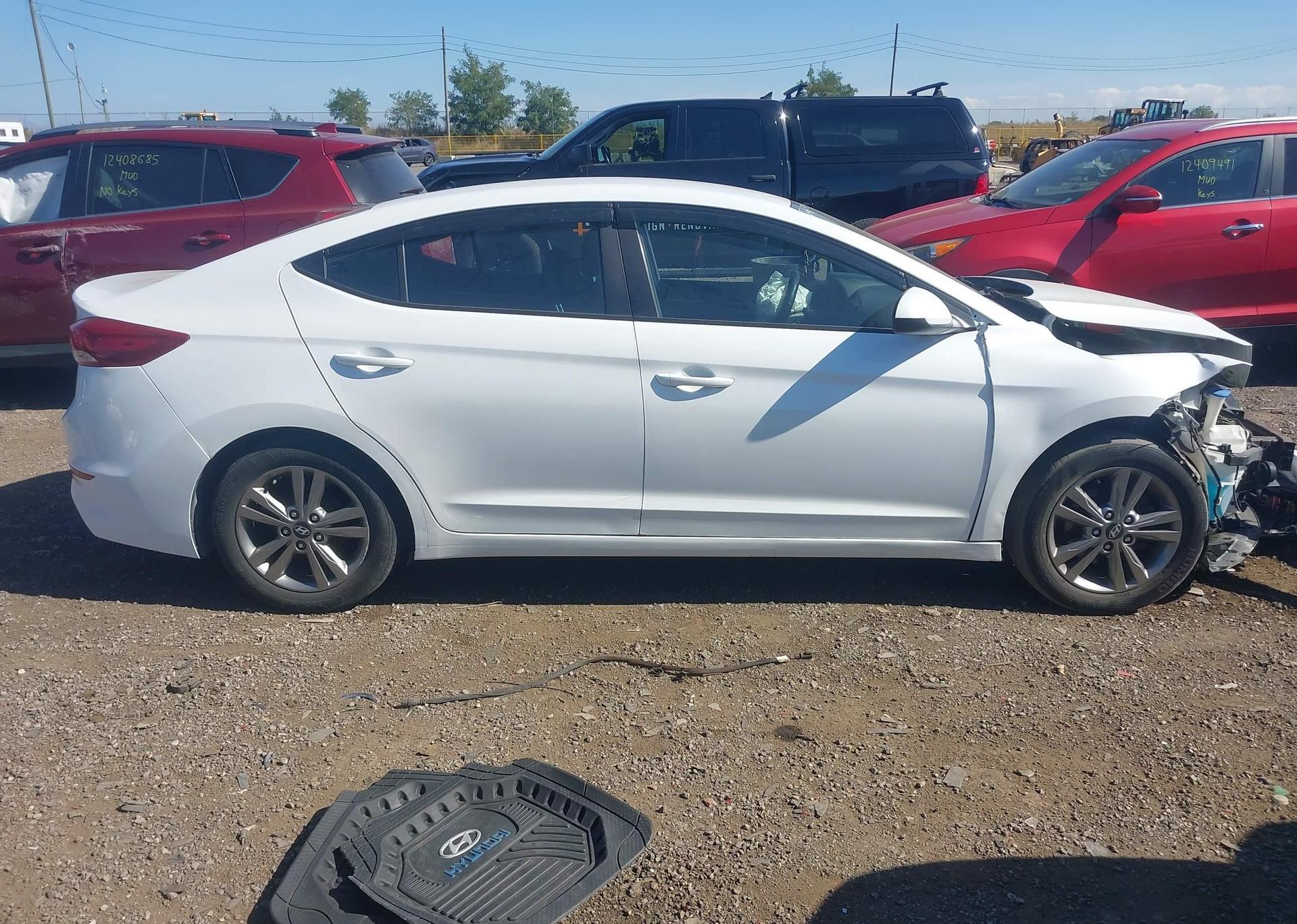 2017 HYUNDAI ELANTRA LE