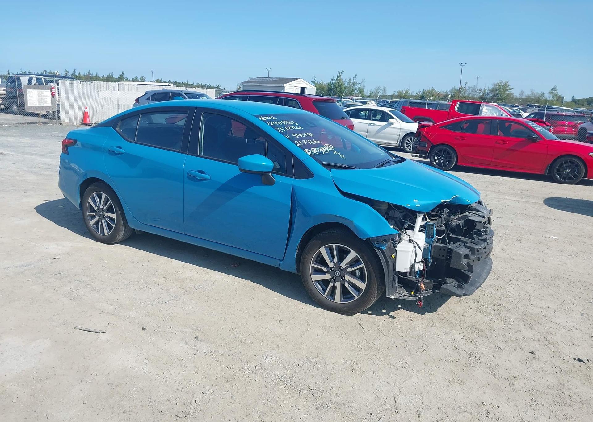 2025 NISSAN VERSA SV